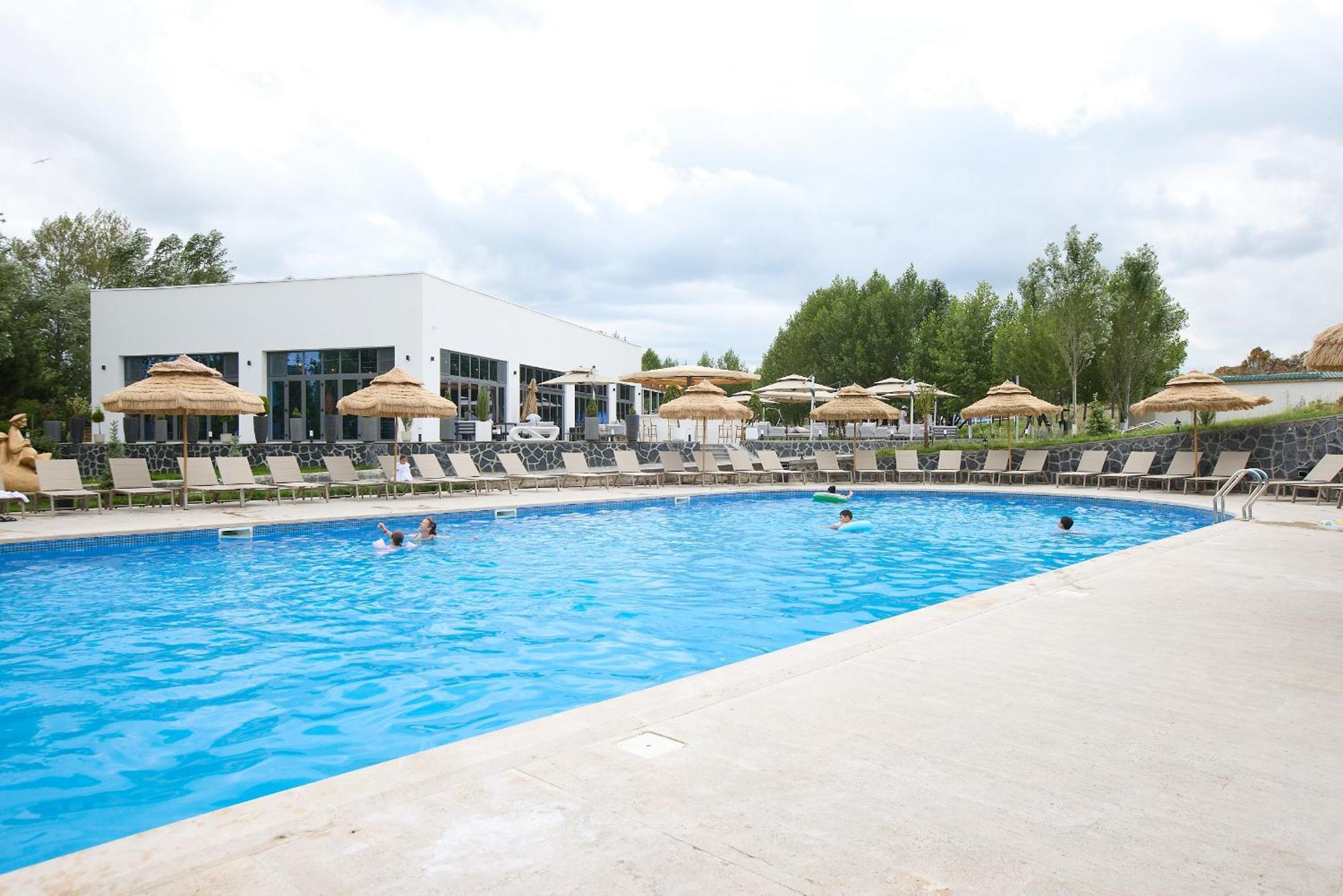 Noy Land Resort Sewan Exterior foto